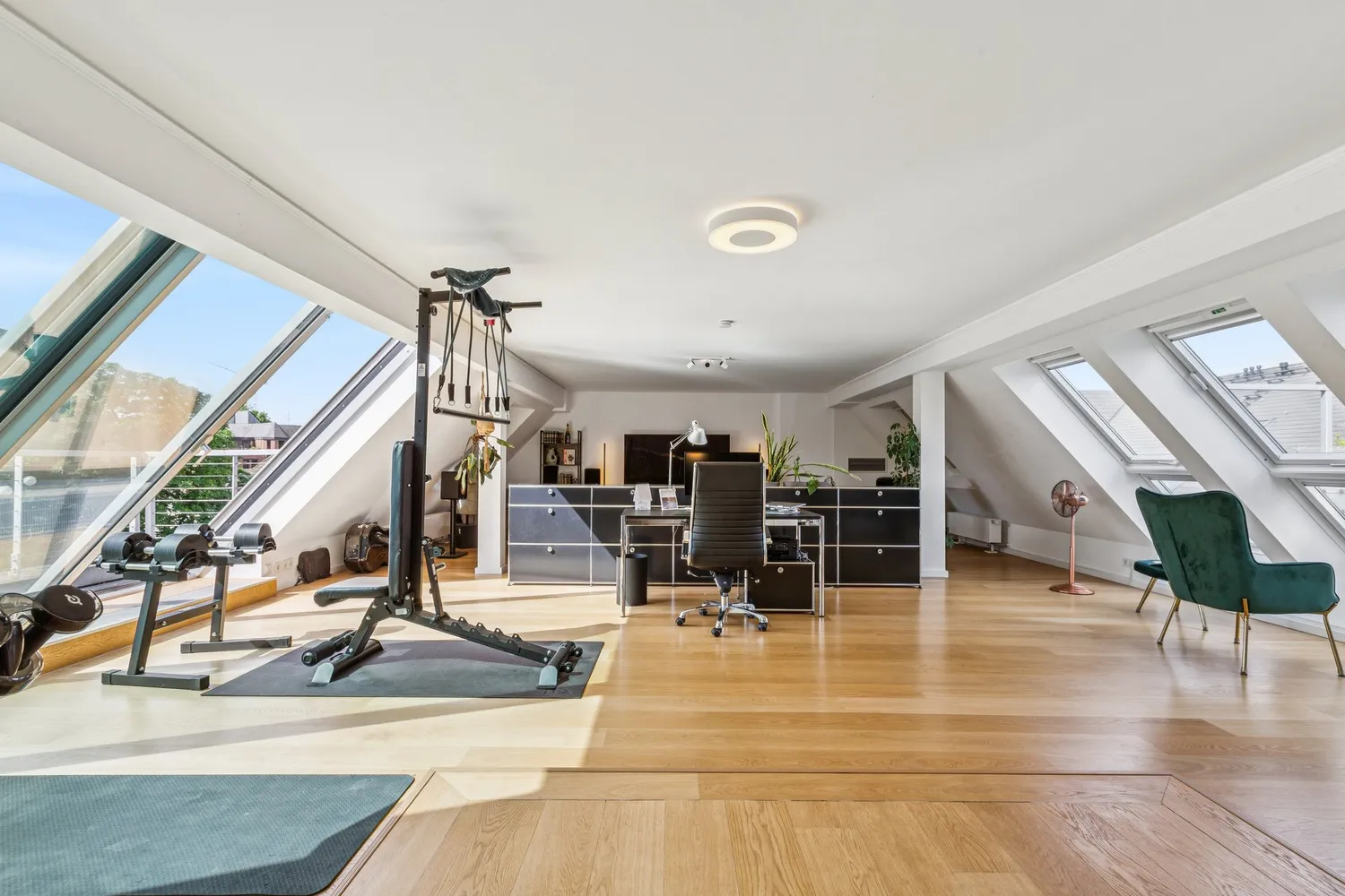 4 Zimmer Wohnung mit 189 m² in Düsseldorf – Bild 9