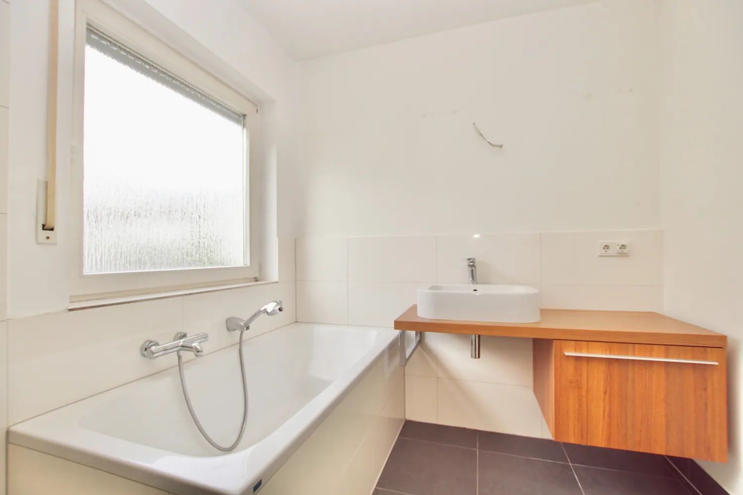 6 Zimmer Haus mit 141 m² in Wiesbaden – Bild 11