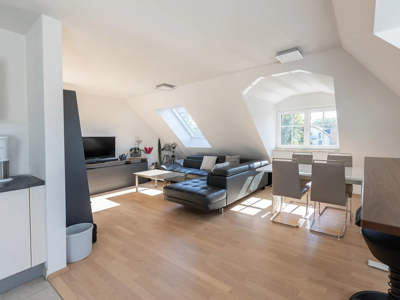 2 Zimmer Wohnung mit 62 m² in München – Bild 2
