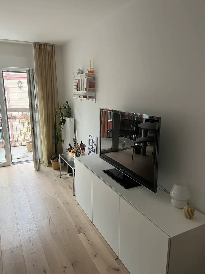 WG-Zimmer mit 53 m² in Frankfurt am Main – Bild 2