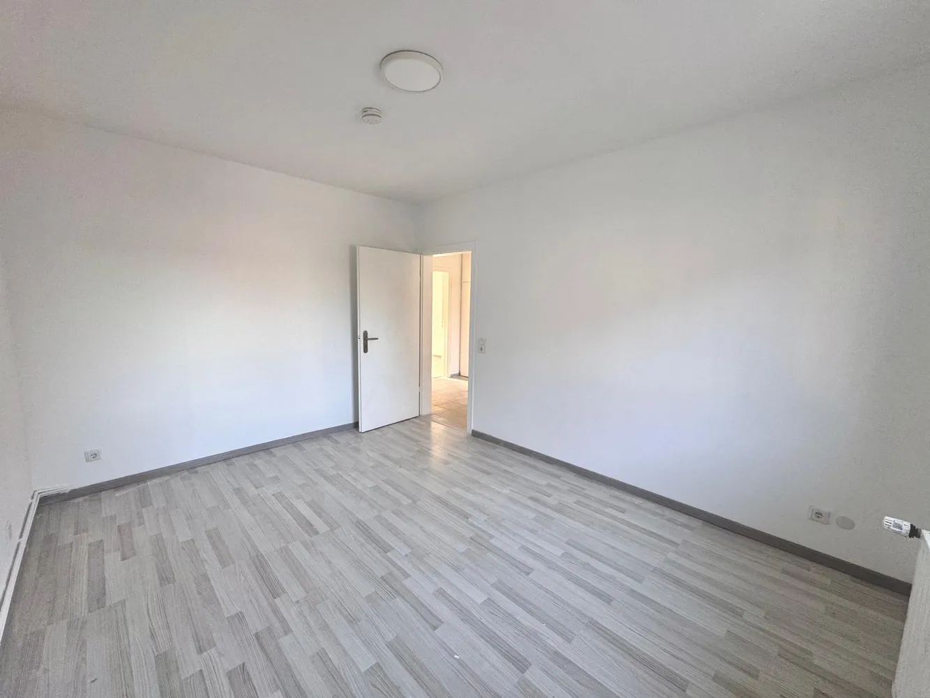 4 Zimmer Wohnung mit 62 m² in Wuppertal – Bild 1