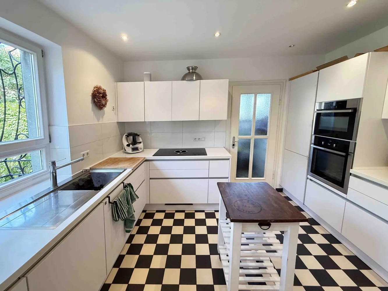 8 Zimmer Haus mit 290 m² in Stuttgart – Bild 9