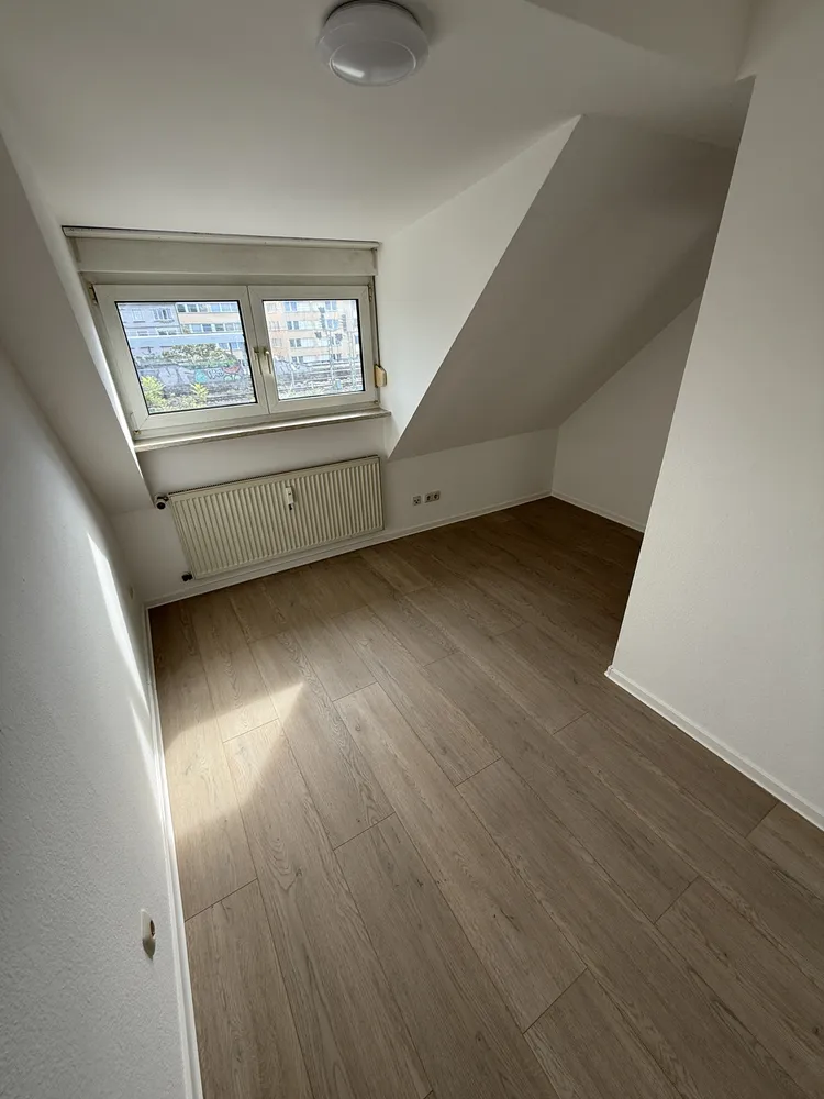 4 Zimmer Wohnung mit 81 m² in Frankfurt am Main – Bild 7