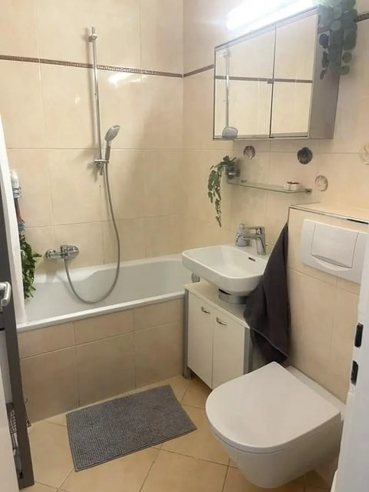 3 Zimmer Wohnung mit 66 m² in München – Bild 2