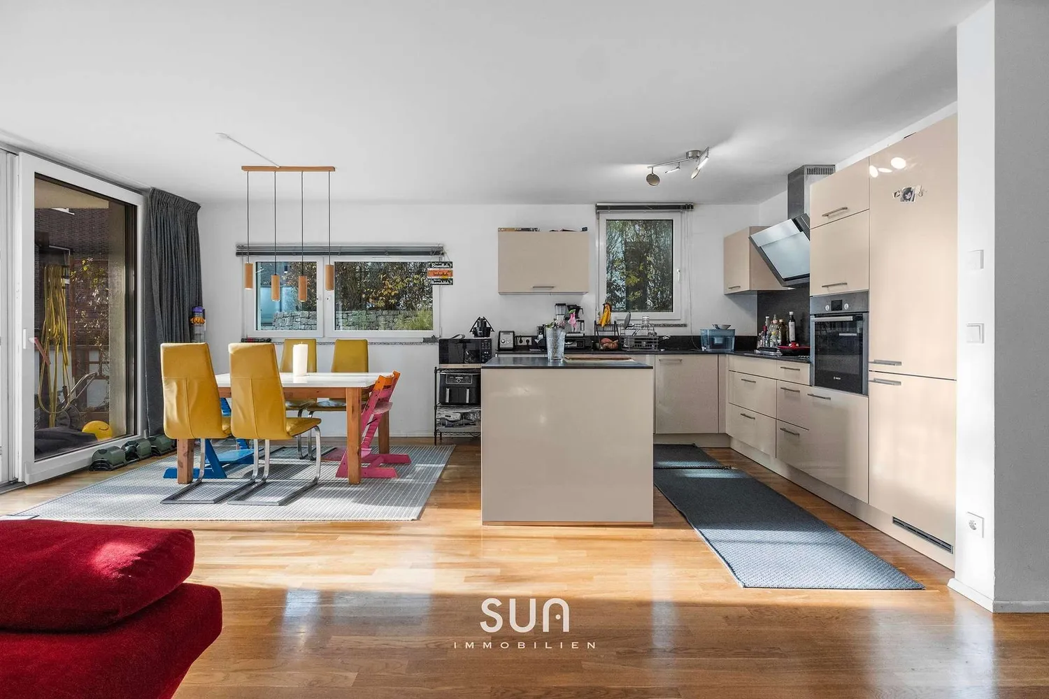 3 Zimmer Wohnung mit 115 m² in Frankfurt am Main – Bild 4