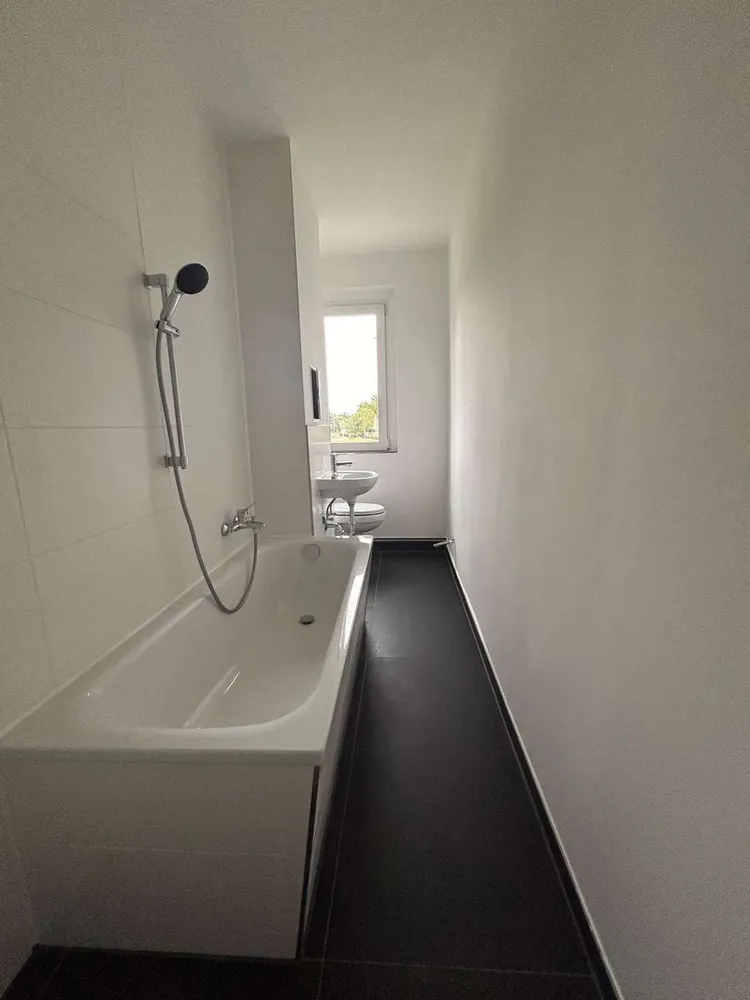 1 Zimmer Wohnung mit 47 m² in Weißenfels – Bild 5