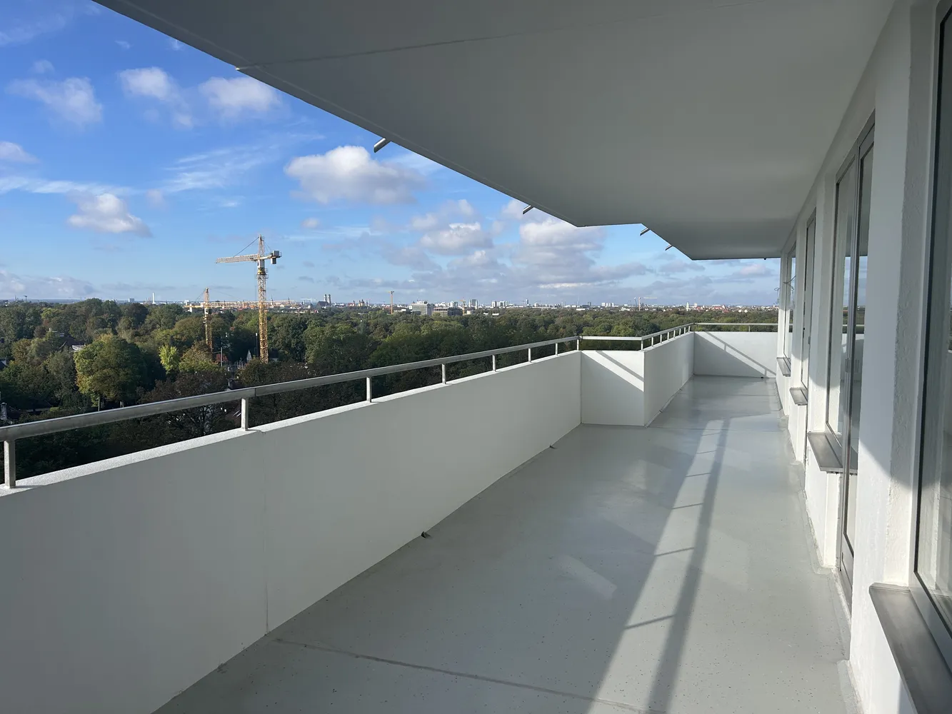 4 Zimmer Wohnung mit 141 m² in München – Bild 12