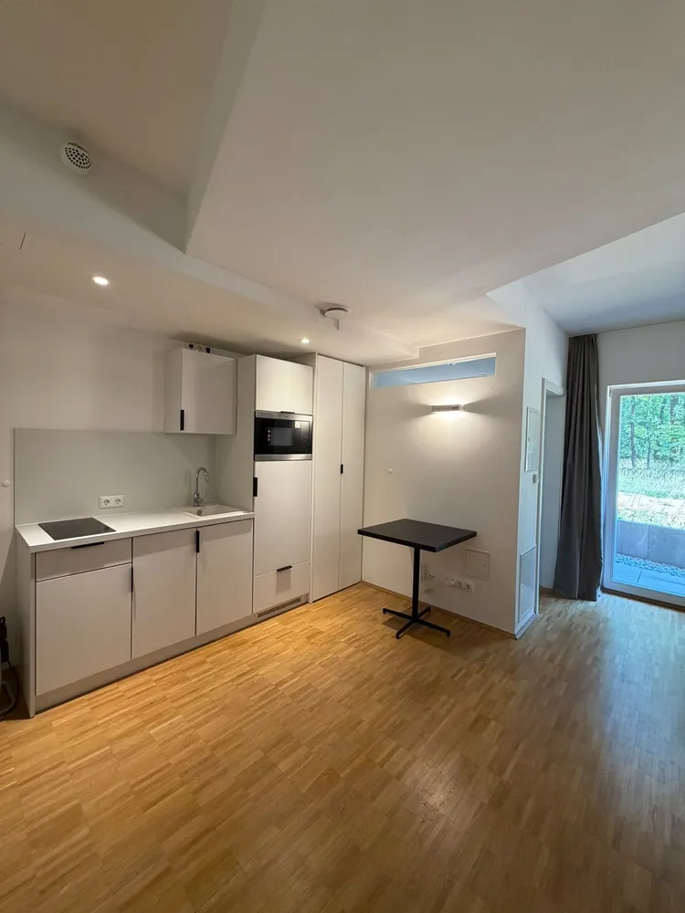 1 room apartment with 25 m² in Erlangen – Photo 1