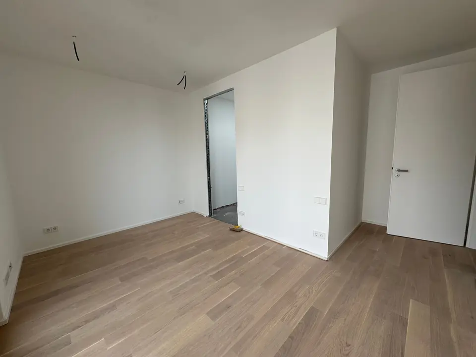 4 Zimmer Wohnung mit 158 m² in Esslingen am Neckar – Bild 2