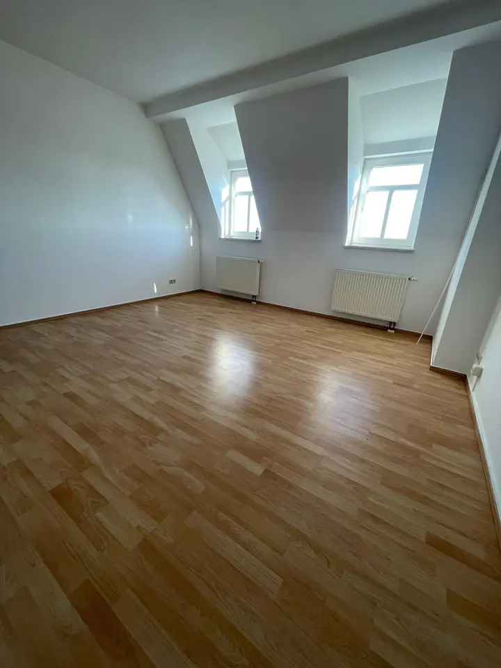 3 Zimmer Wohnung mit 68 m² in Plauen – Bild 1