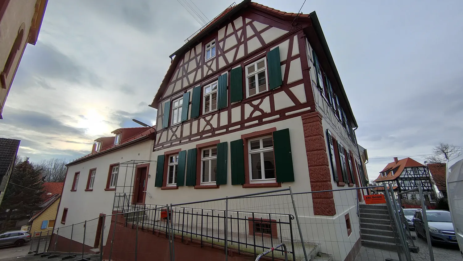 2 Zimmer Wohnung mit 73 m² in Karlsruhe – Bild 2