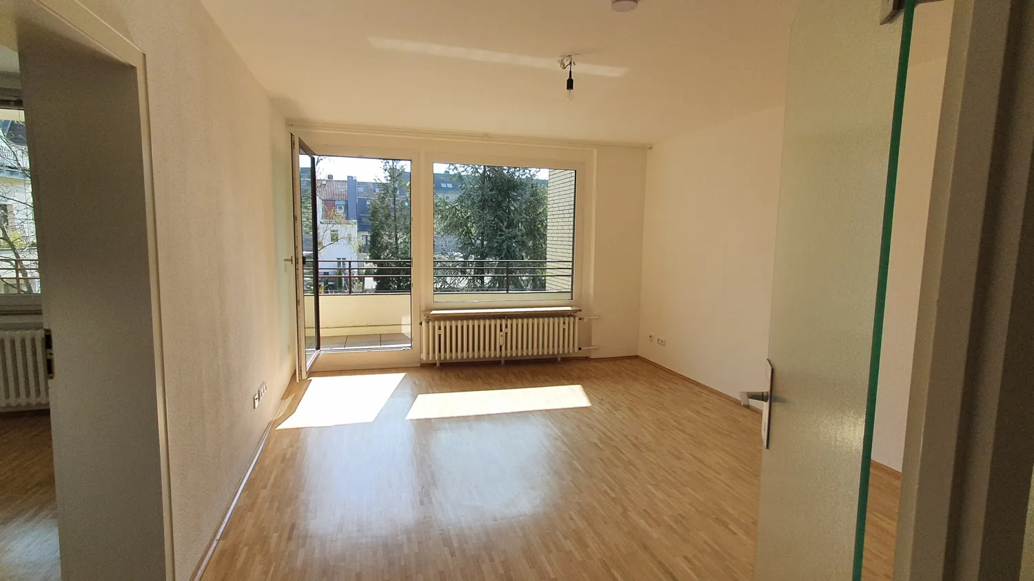2 room apartment with 54 m² in Cologne – Photo 4