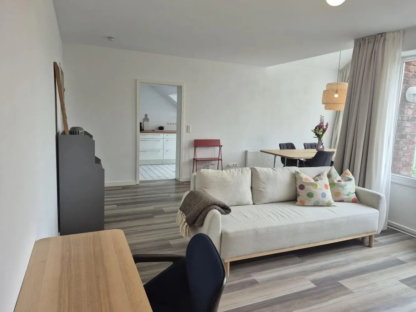 2 Zimmer Wohnung mit 68 m² in Düsseldorf – Bild 1