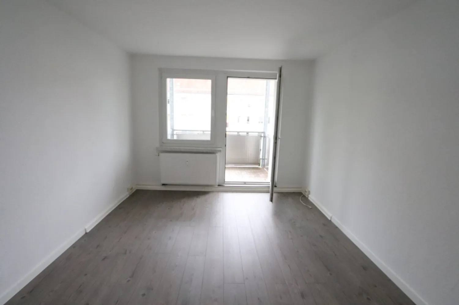 4 Zimmer Wohnung mit 78 m² in Chemnitz – Bild 1