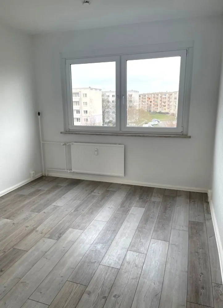 2 Zimmer Wohnung mit 47 m² in Halle (Saale) – Bild 3