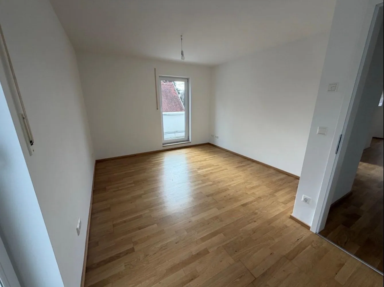 3 Zimmer Wohnung mit 129 m² in München – Bild 2