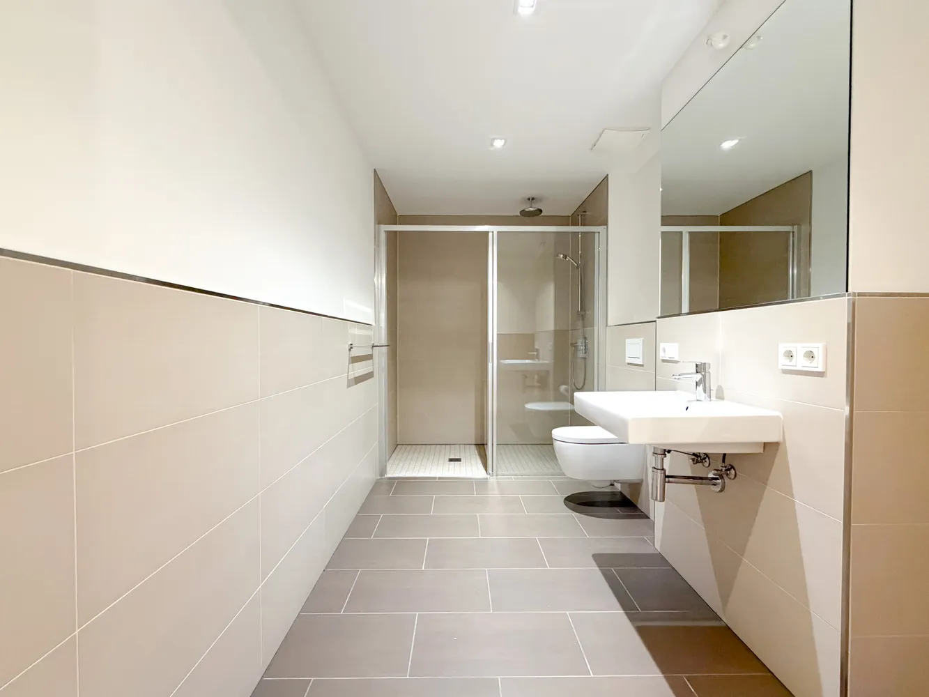 2 Zimmer Wohnung mit 56 m² in Berlin – Bild 6
