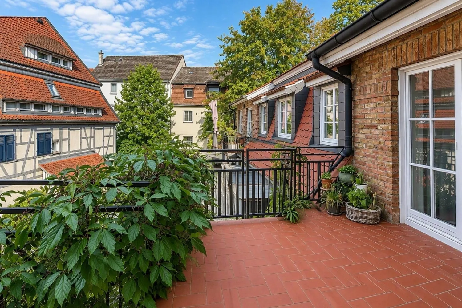 2 Zimmer Wohnung mit 75 m² in Frankfurt am Main – Bild 2