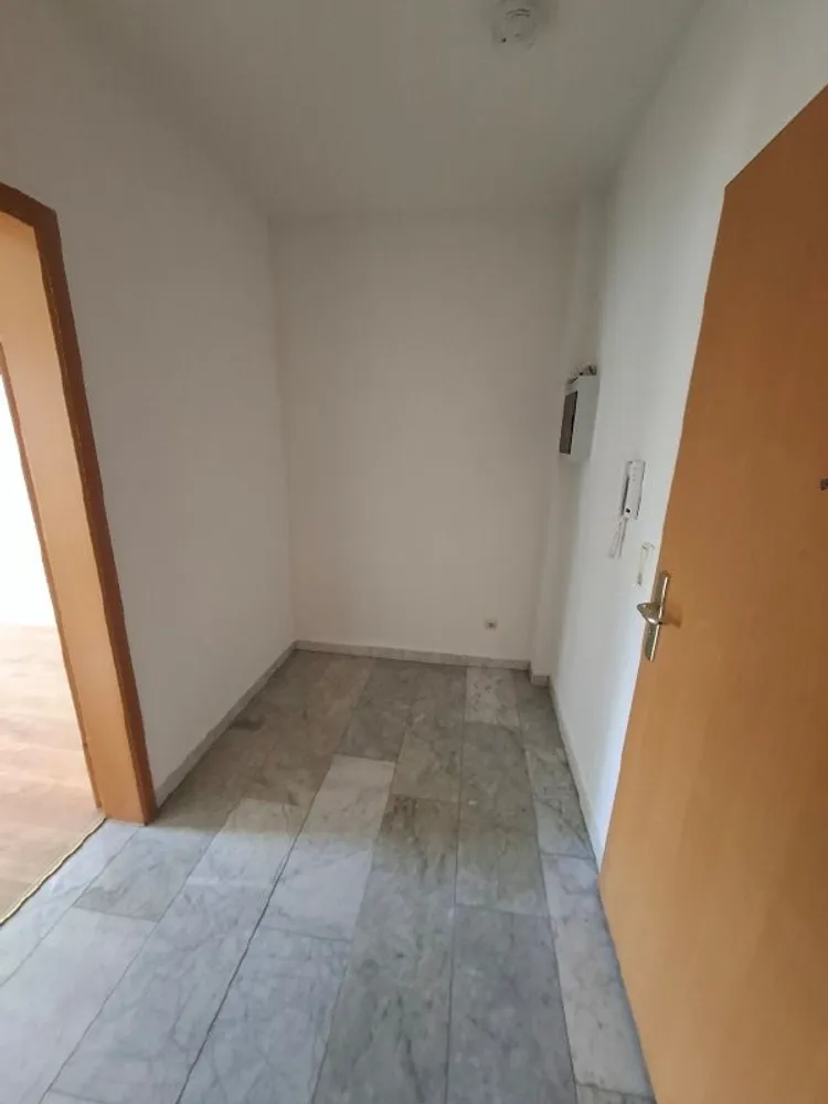 1 Zimmer Wohnung mit 30 m² in Chemnitz – Bild 3