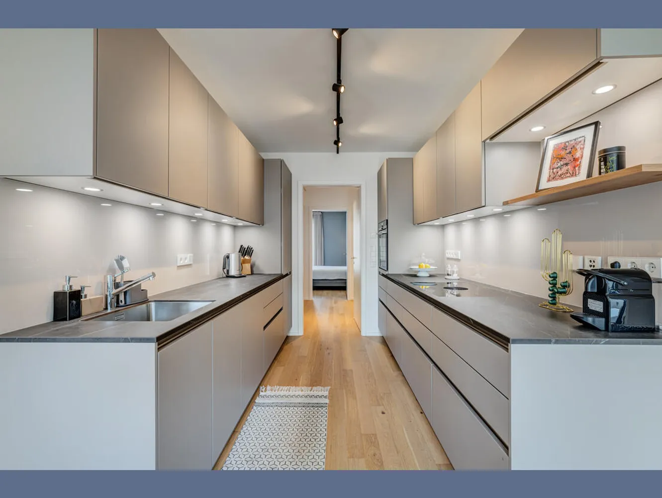 4 Zimmer Wohnung mit 100 m² in München – Bild 2
