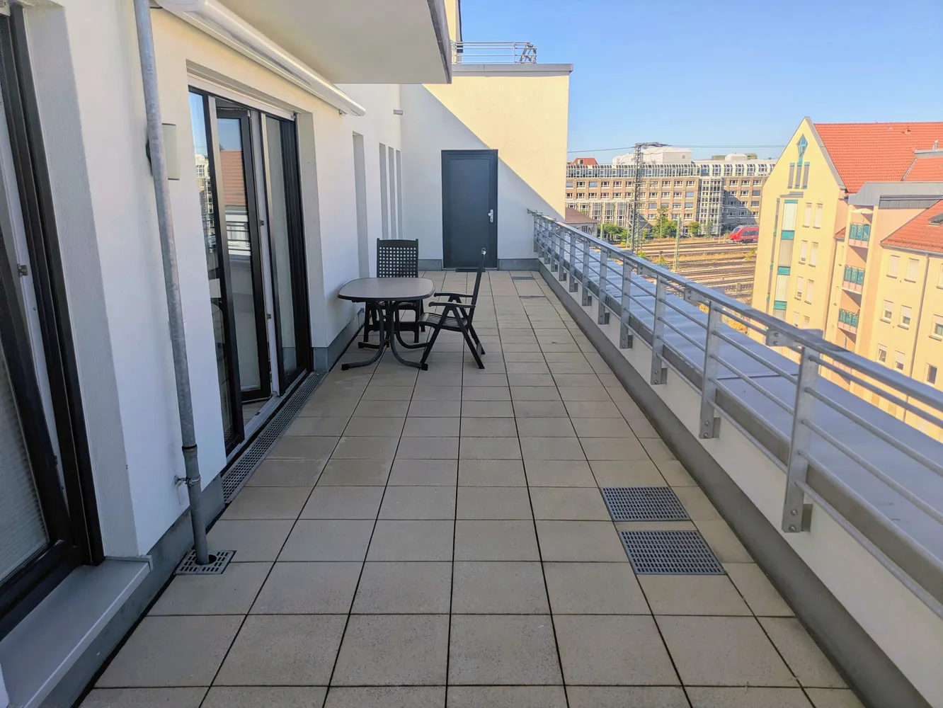 3 Zimmer Wohnung mit 125 m² in Nürnberg – Bild 1