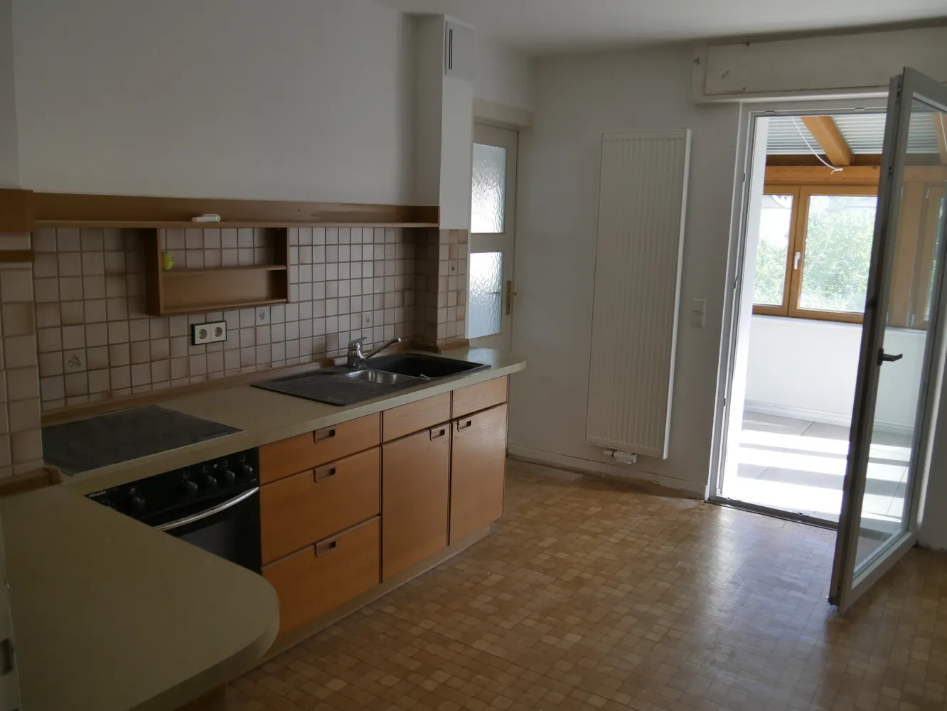3 Zimmer Wohnung mit 65 m² in Karlsruhe – Bild 2