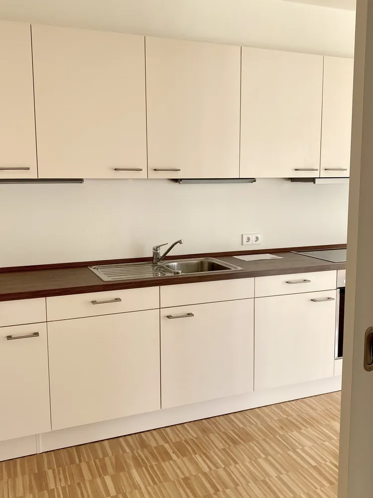 2 Zimmer Wohnung mit 79 m² in Hannover – Bild 3
