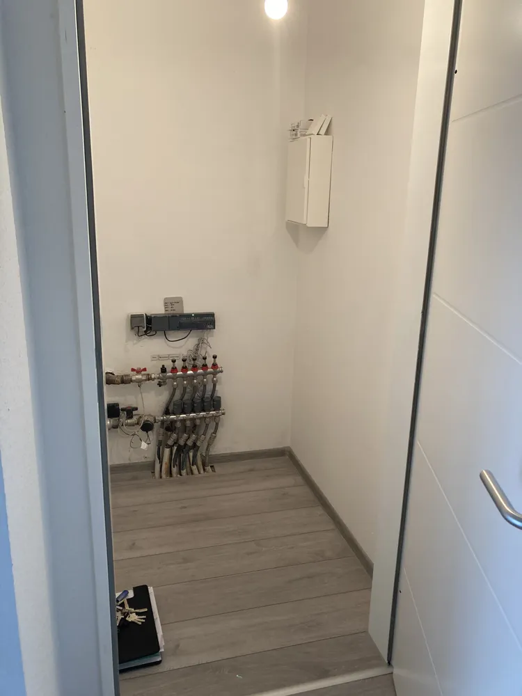 4 Zimmer Wohnung mit 98 m² in Düsseldorf – Bild 4