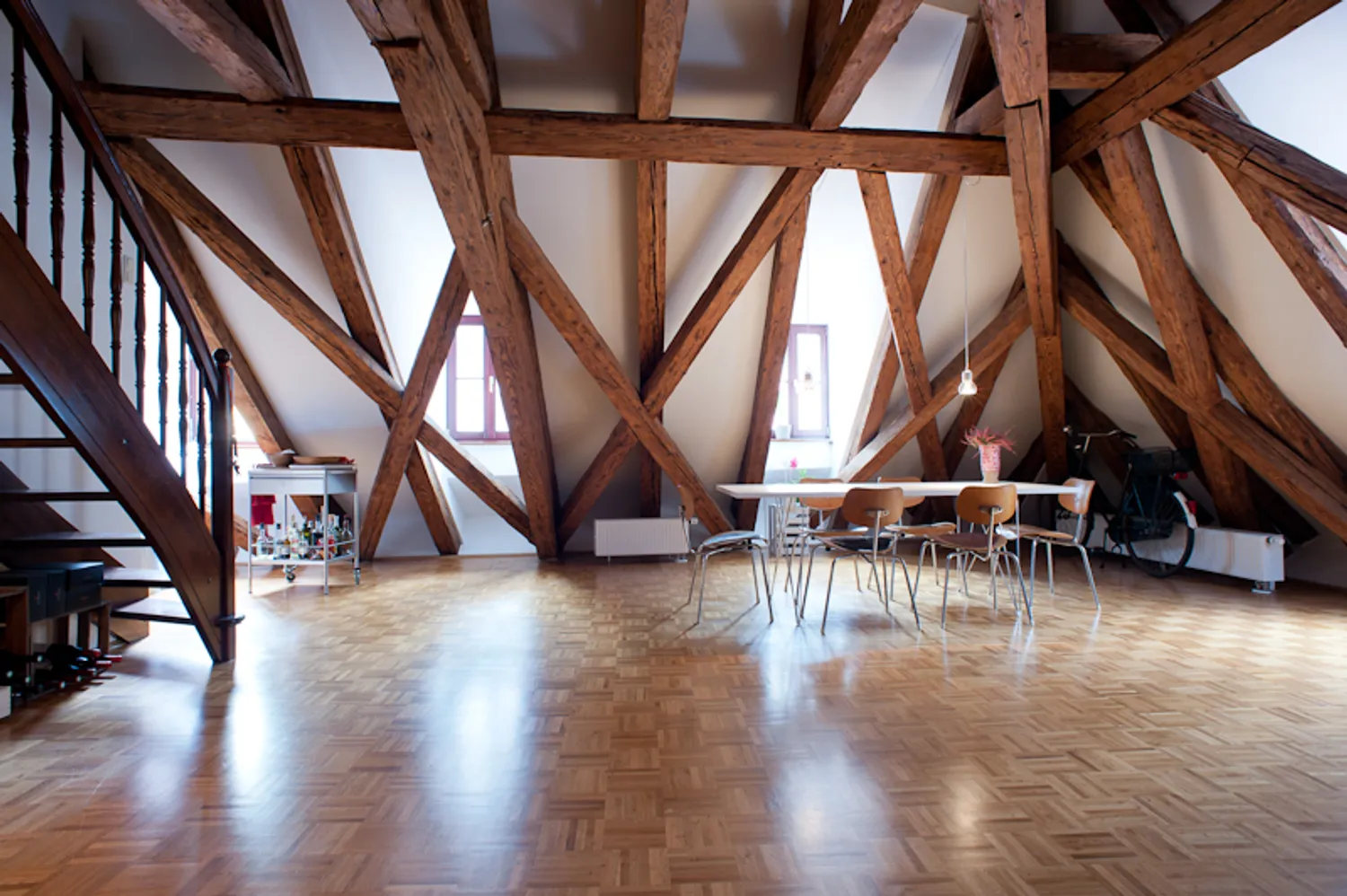 2 Zimmer Wohnung mit 82 m² in Regensburg – Bild 2
