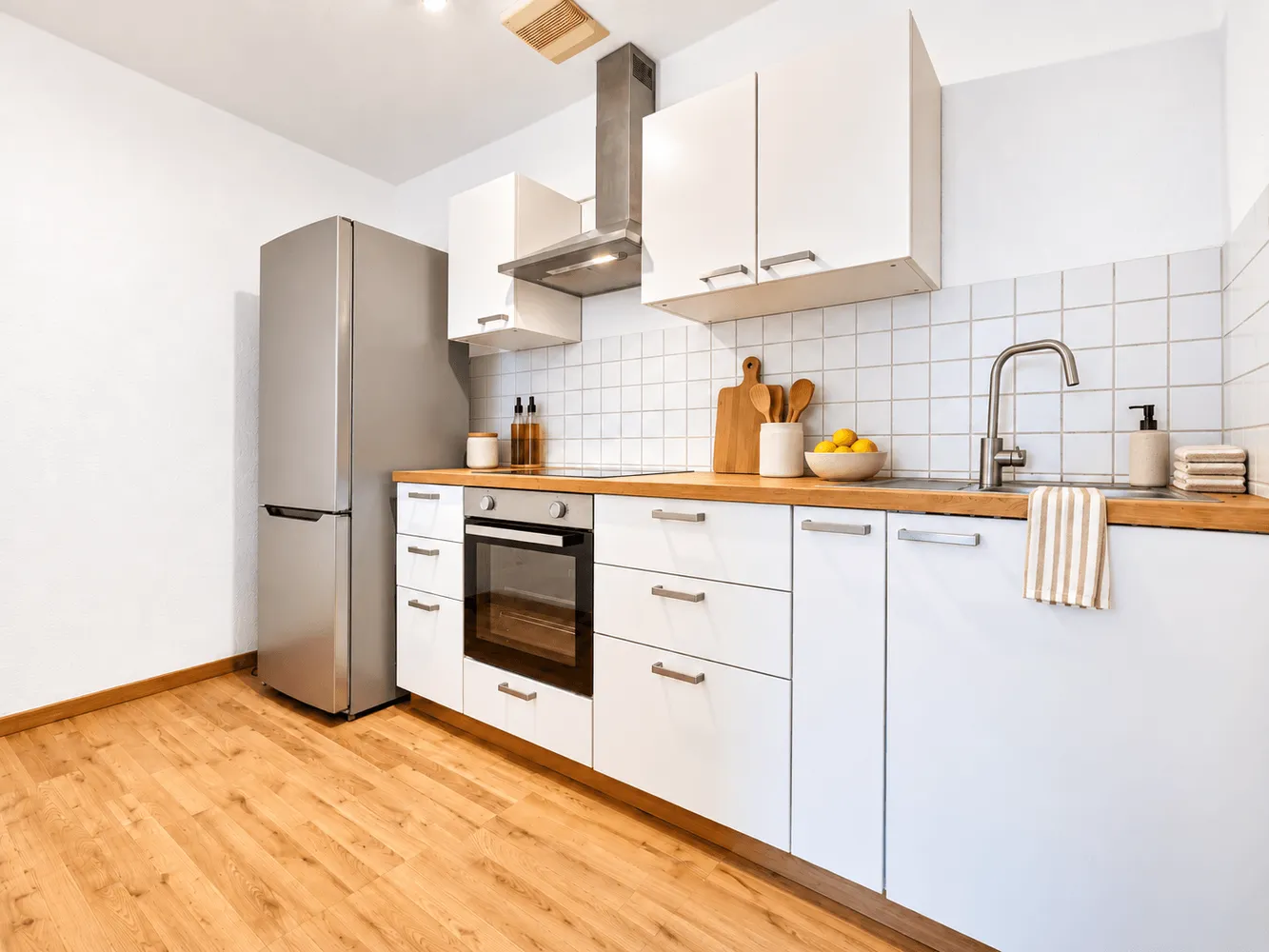 2 Zimmer Wohnung mit 75 m² in Bremerhaven – Bild 4