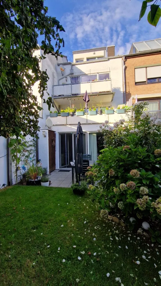 2 room apartment with 85 m² in Aachen – Photo 1