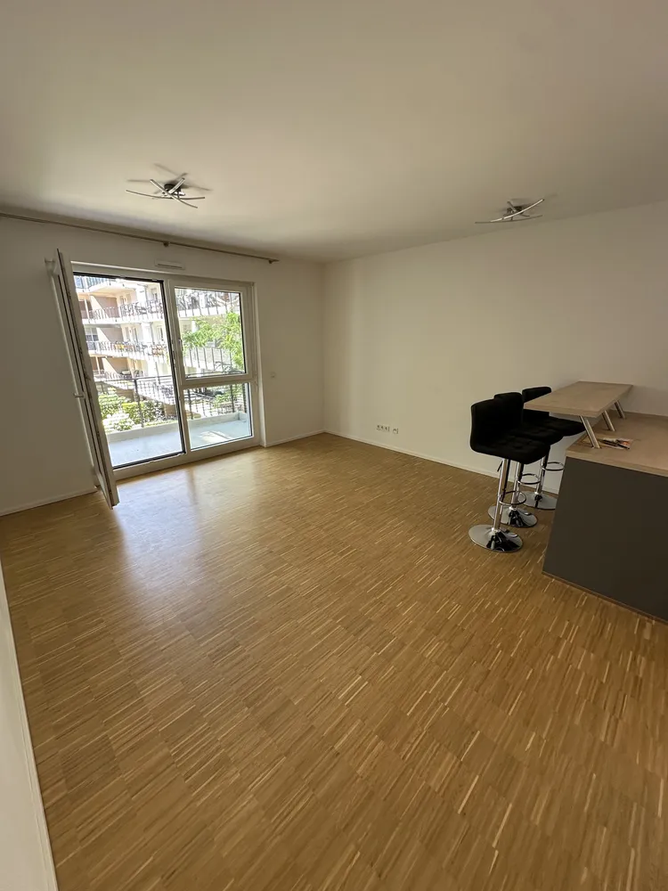 3 Zimmer Wohnung mit 76 m² in Frankfurt am Main – Bild 3