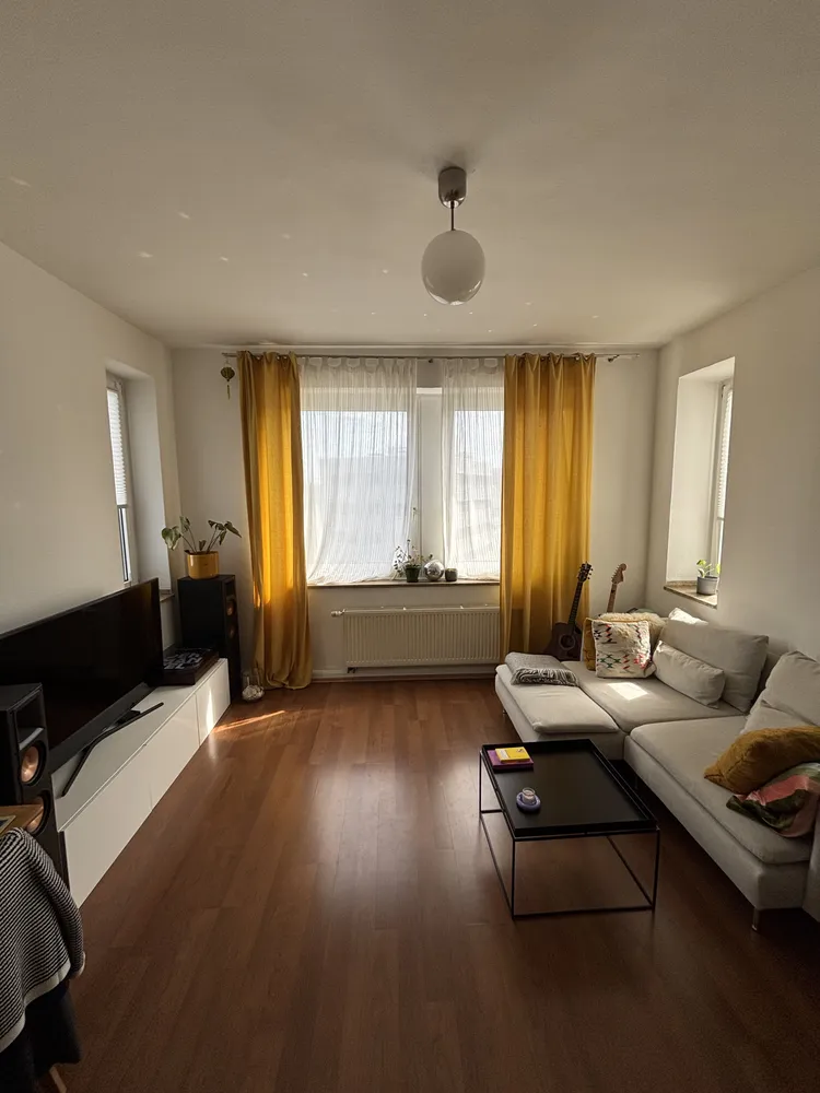 2 room apartment with 55 m² in Cologne – Photo 3