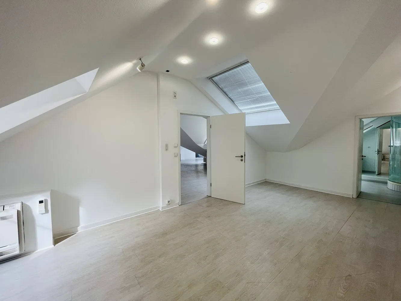 3 Zimmer Wohnung mit 110 m² in Stuttgart – Bild 6