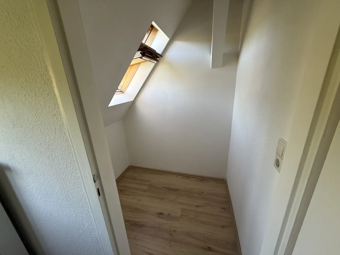 3 Zimmer Wohnung mit 67 m² in Chemnitz – Bild 2