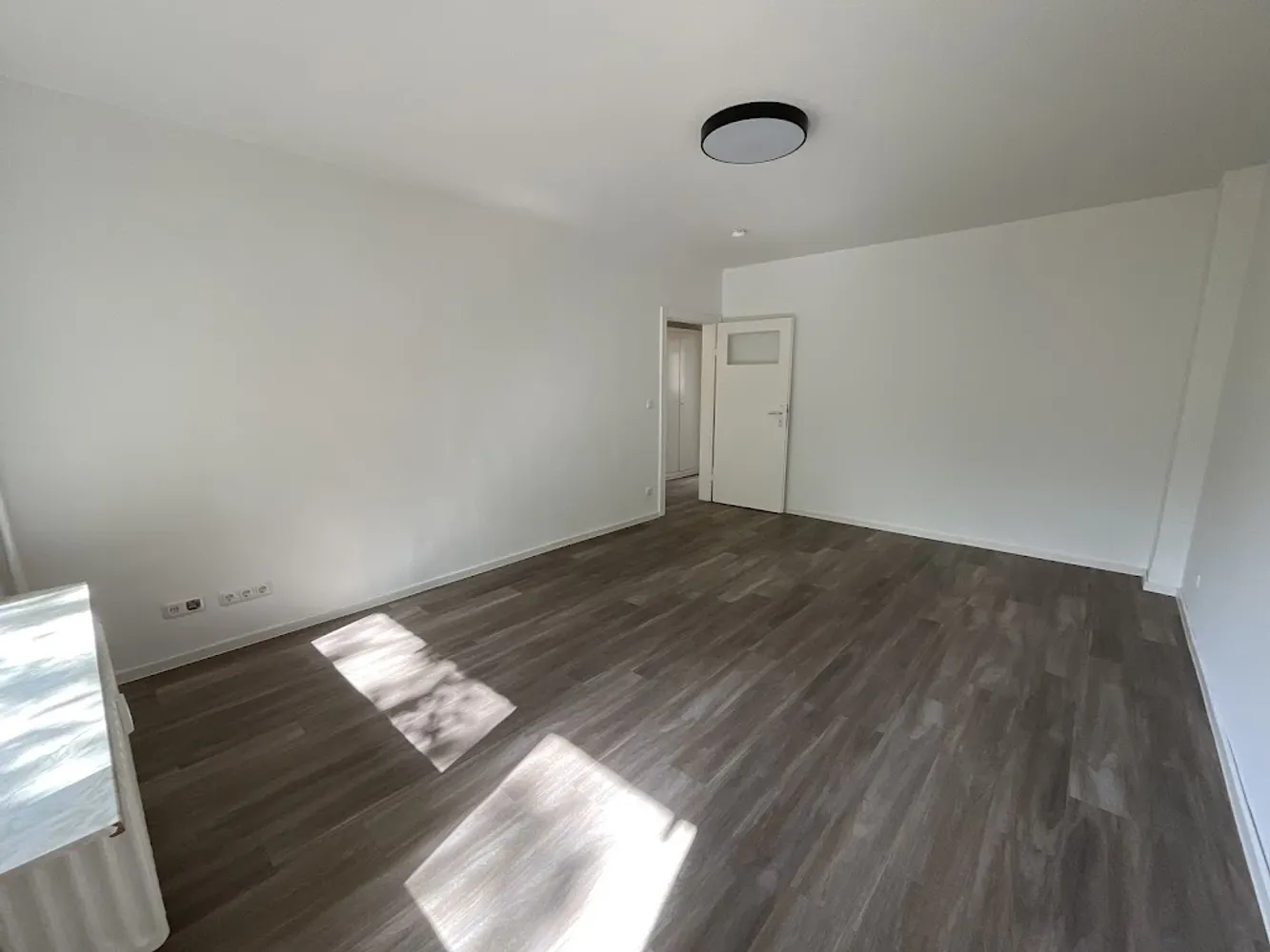 2 Zimmer Wohnung mit 54 m² in Düsseldorf – Bild 6