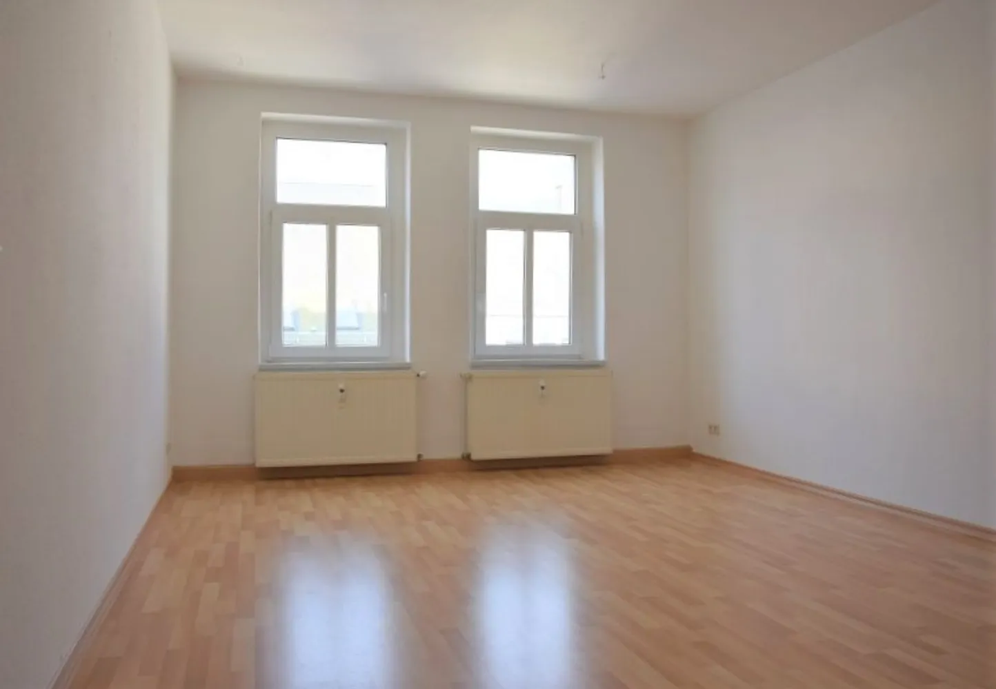 4 room apartment with 105 m² in Limbach-Oberfrohna – Photo 2