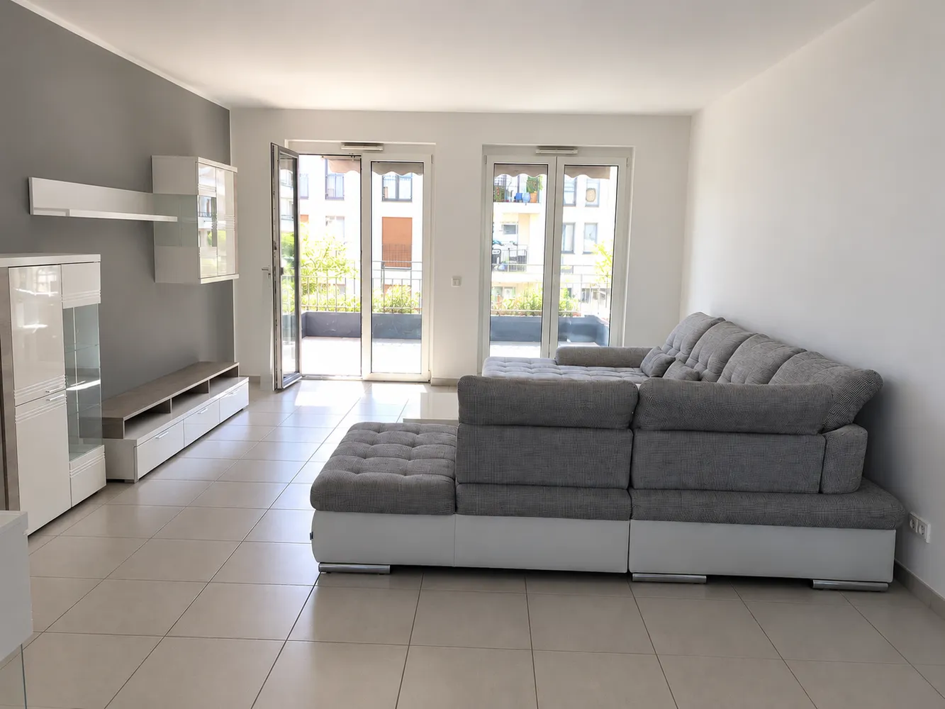 4 room apartment with 118 m² in Frankfurt am Main – Photo 2
