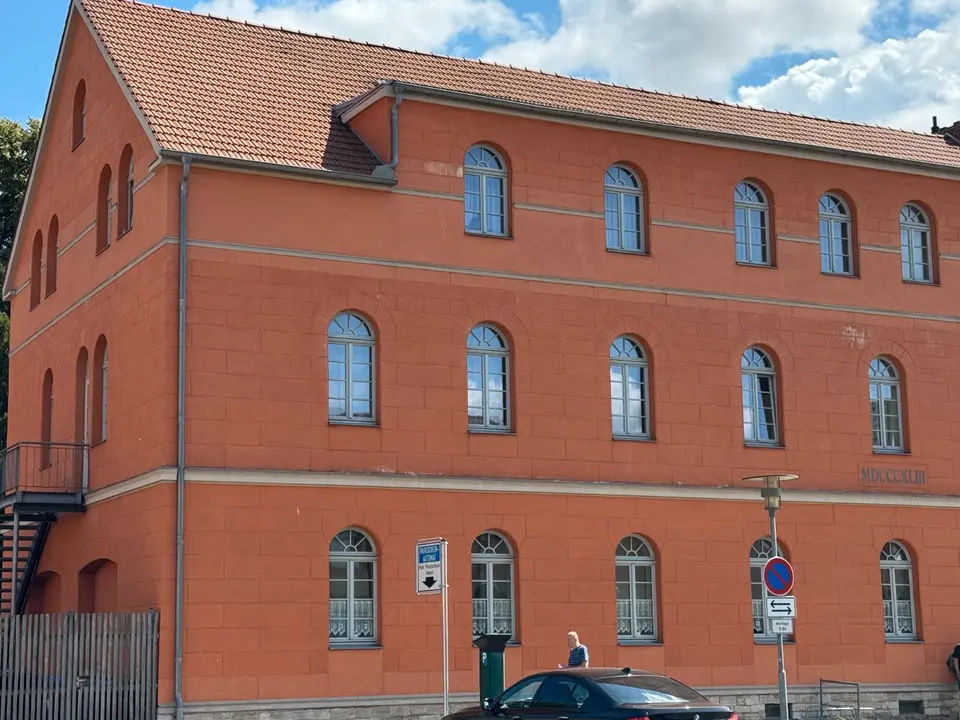 3 Zimmer Wohnung mit 94 m² in Aschersleben – Bild 1
