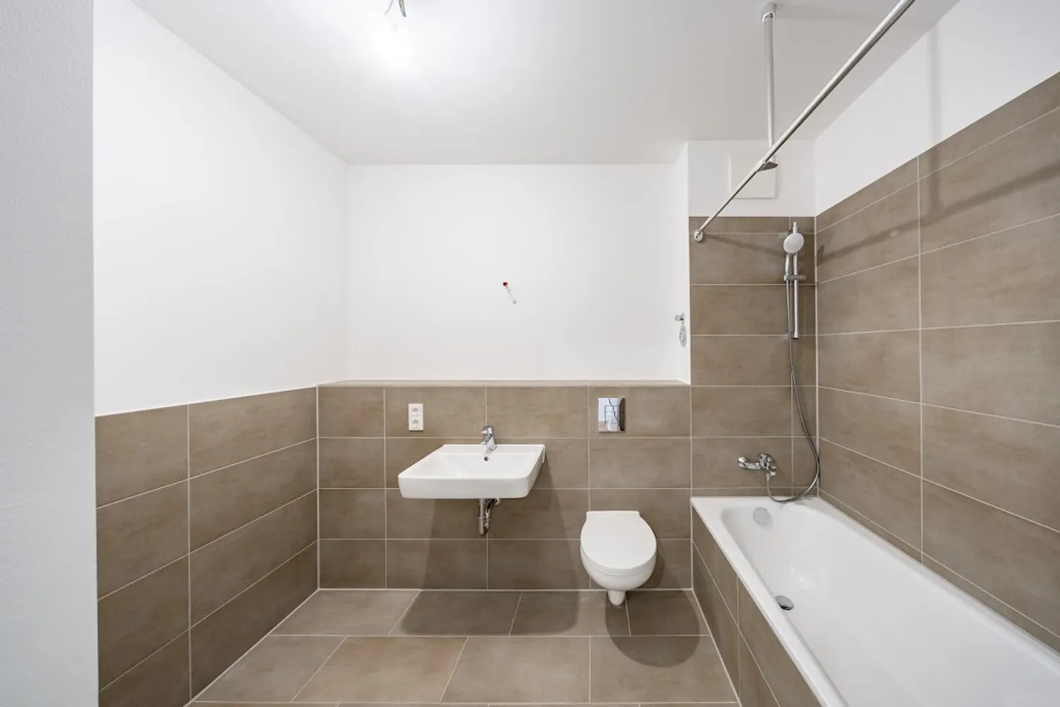 2 Zimmer Wohnung mit 60 m² in Berlin – Bild 7