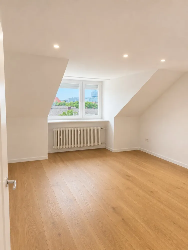 1 Zimmer Wohnung mit 65 m² in München – Bild 2
