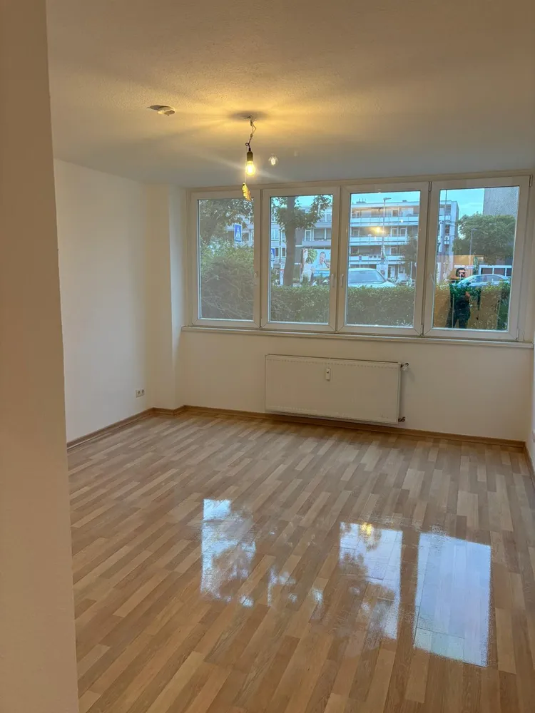 3 Zimmer Wohnung mit 82 m² in Düsseldorf – Bild 1