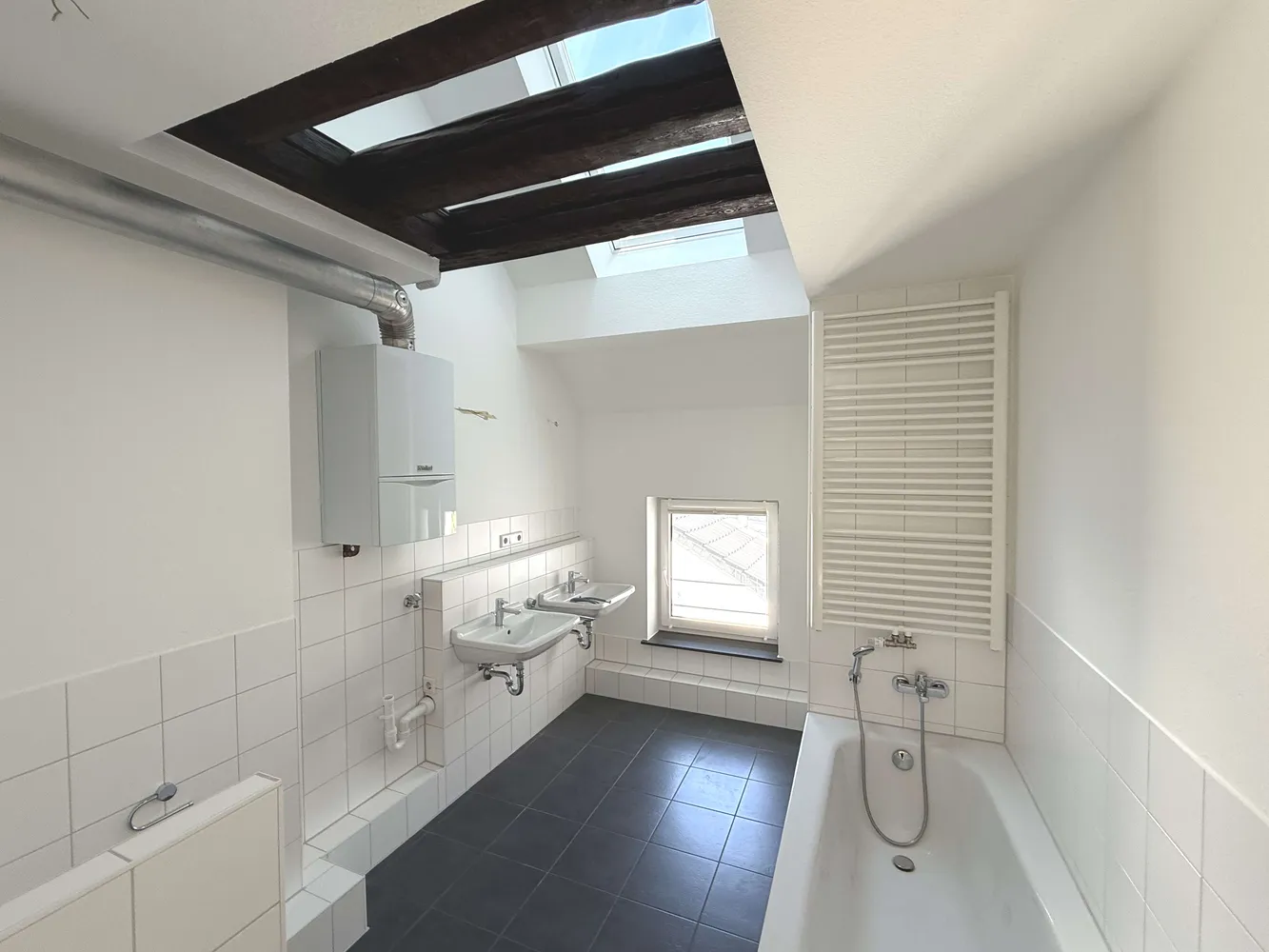 3 Zimmer Wohnung mit 114 m² in Wiesbaden – Bild 4