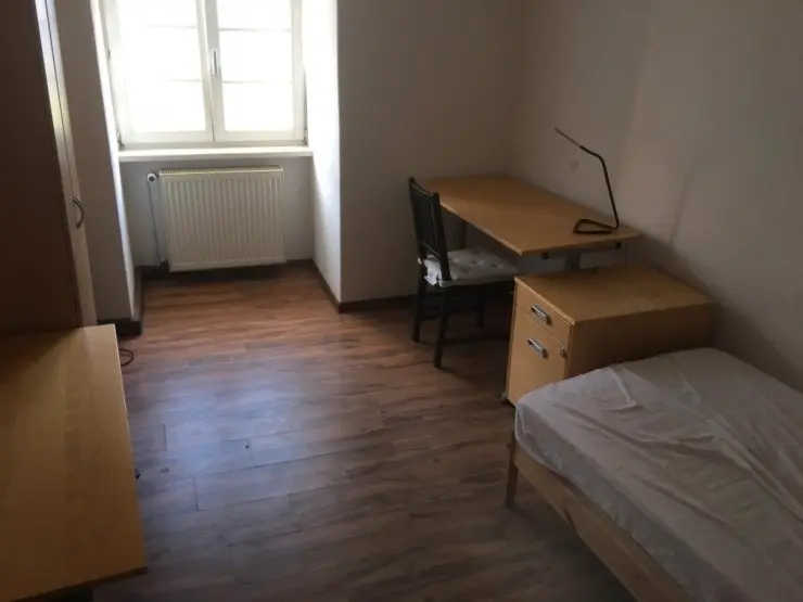 9 Zimmer Wohnung mit 20 m² in Rostock – Bild 7