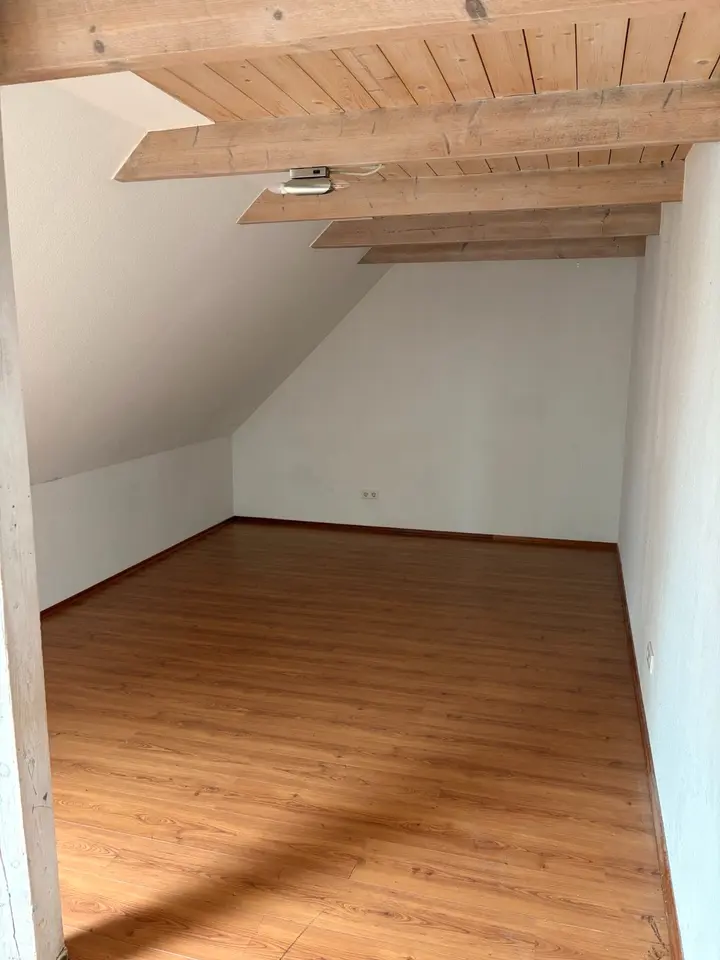 4 Zimmer Wohnung mit 150 m² in Aurich – Bild 3
