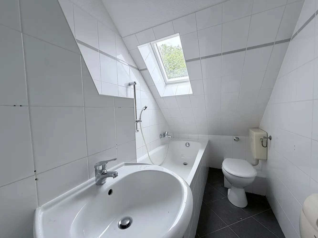 2 Zimmer Wohnung mit 65 m² in Essen – Bild 4