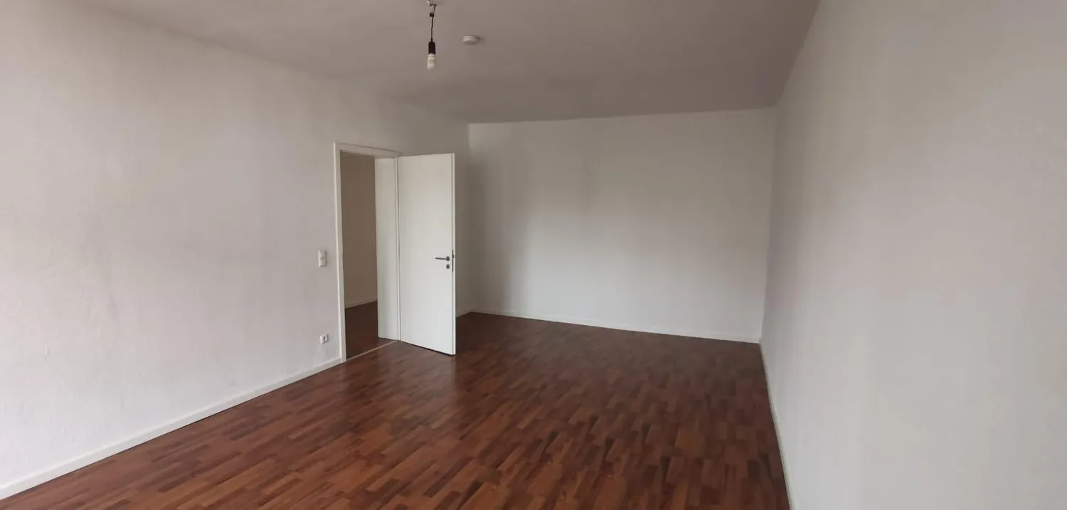 4 Zimmer Wohnung mit 116 m² in Frankfurt am Main – Bild 8