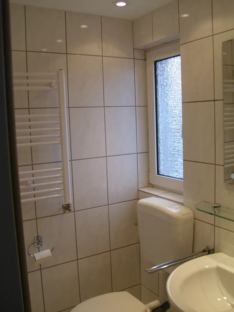 2 Zimmer Wohnung mit 45 m² in Köln – Bild 6