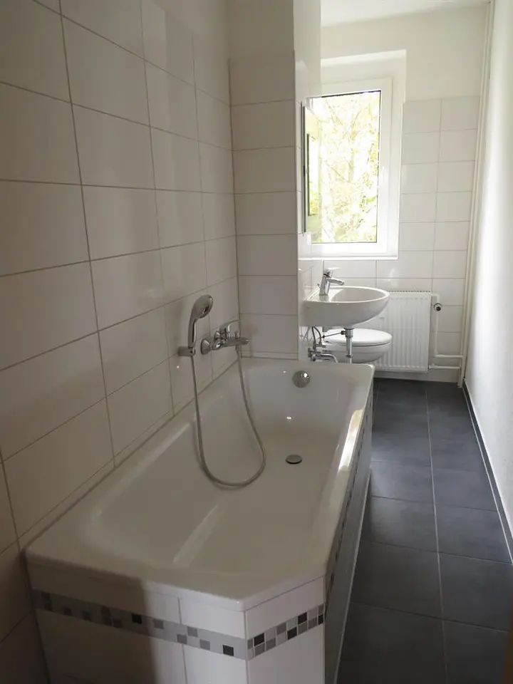 3 Zimmer Wohnung mit 57 m² in Bitterfeld-Wolfen – Bild 3