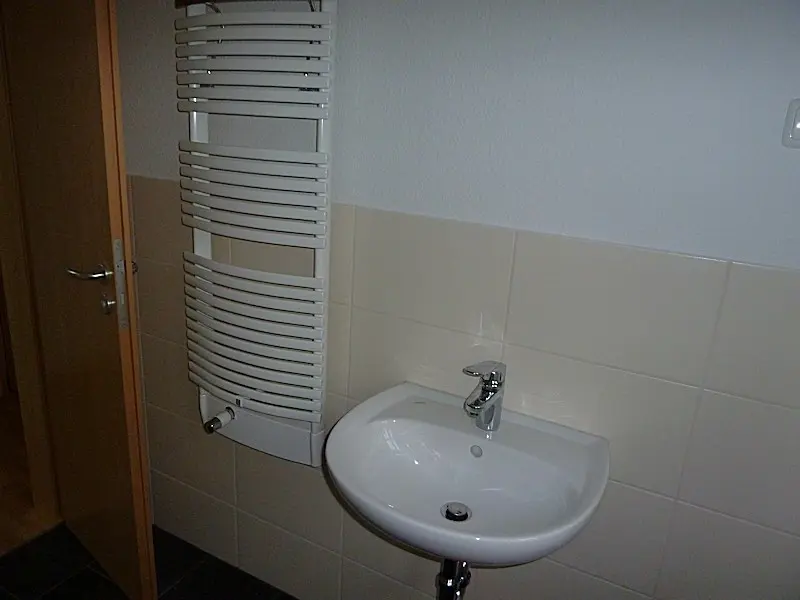 2 Zimmer Wohnung mit 55 m² in Altenburg – Bild 4